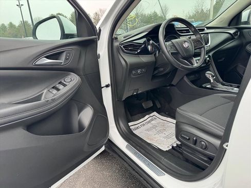 Used 2020 Buick Encore GX Preferred w/ Cold Weather Comfort Package image 13