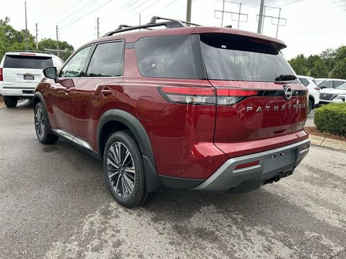 New 2026 Nissan Pathfinder Platinum w/ Lighting Package AWD/4WD image 5