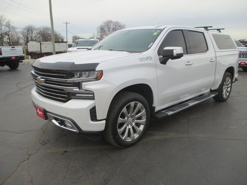 Used 2019 Chevrolet Silverado 1500 High Country image 11