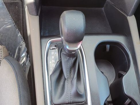 Used 2020 Hyundai Santa Fe SEL image 17