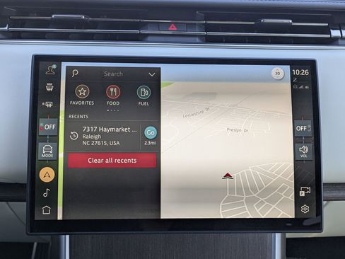 Certified 2025 Land Rover Range Rover SE image 13