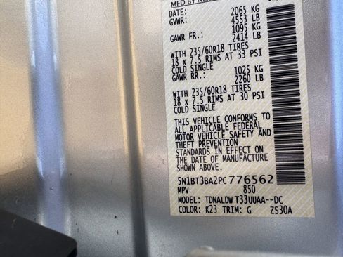 Used 2023 Nissan Rogue SV w/ SV Premium B Package image 30