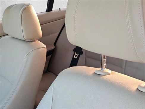 Used 2008 BMW 335i Sedan w/ Premium Pkg RWD image 13