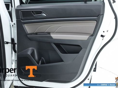 Used 2023 Volkswagen Atlas Cross Sport SE w/ Panoramic Sunroof Package image 70