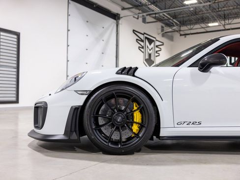 Used 2018 Porsche 911 GT2 RS image 20