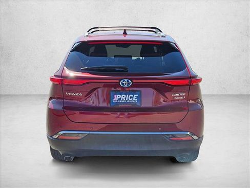 Used 2021 Toyota Venza Limited image 7