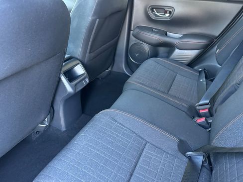 Used 2025 Honda HR-V Sport image 25
