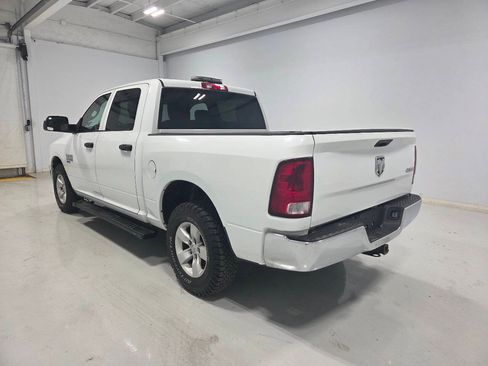 Used 2022 RAM 1500 Tradesman w/ Chrome Appearance Group AWD/4WD image 5