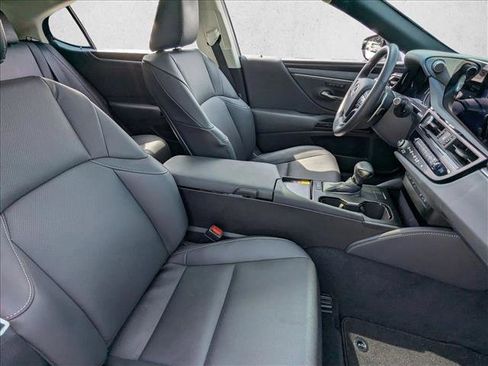 Used 2024 Lexus ES 350 w/ Premium Package image 20