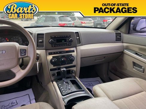 Used 2006 Jeep Grand Cherokee Laredo w/ Trailer Tow Group AWD/4WD image 22