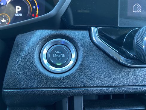 Used 2025 Chevrolet Colorado W/T w/ WT Convenience Package II image 26