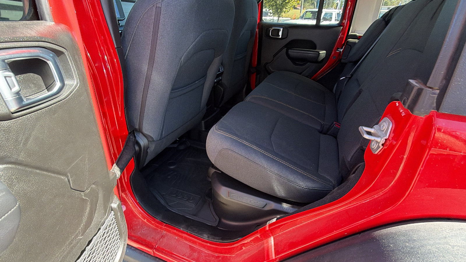 Certified 2025 Jeep Wrangler Unlimited Sport S 4xe AWD/4WD image 23