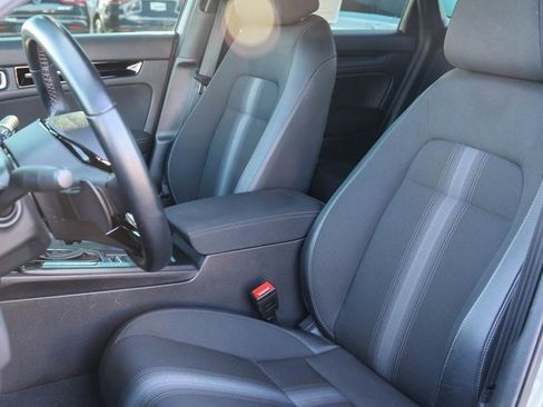 Used 2025 Honda Civic Sport Touring image 10