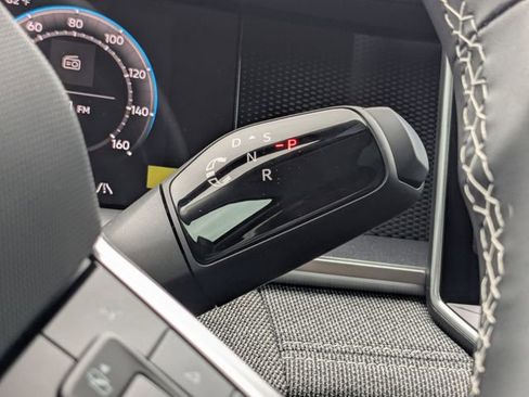 New 2026 Volkswagen Tiguan S AWD/4WD image 32