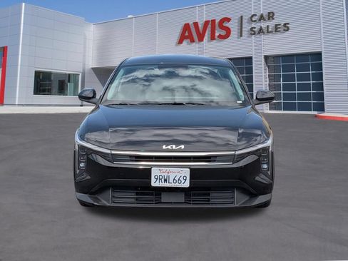 Used 2025 Kia K4 FWD image 2