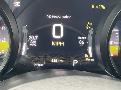 Used 2024 Jeep Wrangler Unlimited Rubicon 4xe image 4