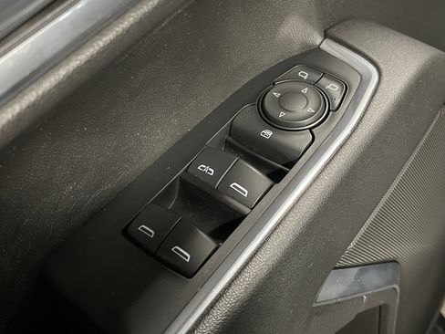 Used 2024 GMC Sierra 1500 Elevation image 10