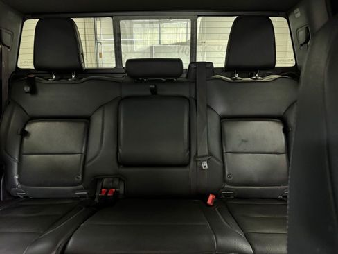 Used 2024 GMC Sierra 3500 Denali w/ Denali Reserve Package AWD/4WD image 15