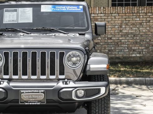 Used 2023 Jeep Wrangler Unlimited Sahara w/ LED Lighting Group AWD/4WD image 61
