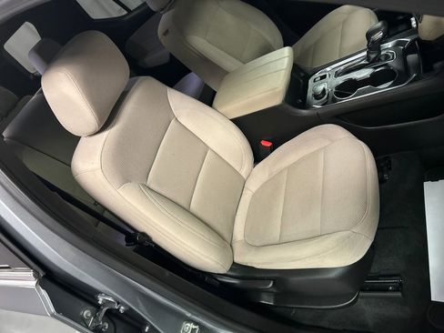 Used 2023 Chevrolet Traverse LS w/ Safety Package image 26