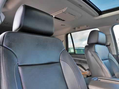 Used 2018 Chevrolet Tahoe LT image 14