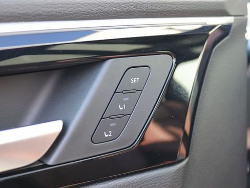 Used 2025 Mitsubishi Outlander SEL FWD image 10