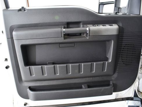 Used 2011 Ford F350 Lariat w/ Lariat Ultimate Pkg image 24