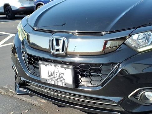 Used 2019 Honda HR-V Sport image 33