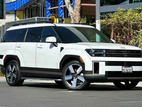 Used 2024 Hyundai Santa Fe Limited image 2