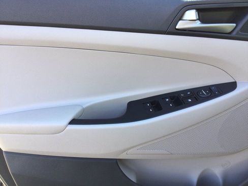 Used 2018 Hyundai Tucson SEL AWD/4WD image 12