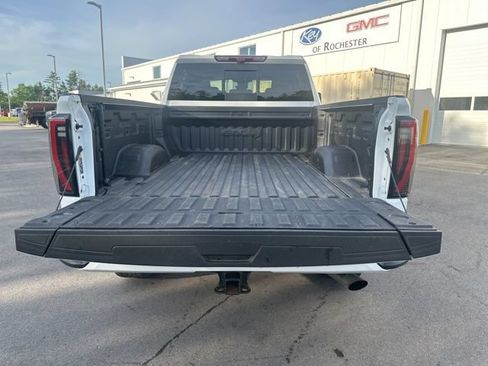Used 2024 GMC Sierra 2500 AT4 w/ AT4 Premium Plus Package AWD/4WD image 15