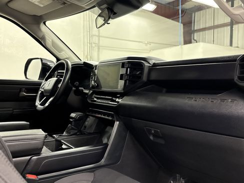 Used 2024 Toyota Tundra SR5 w/ SR5 Convenience Package image 33