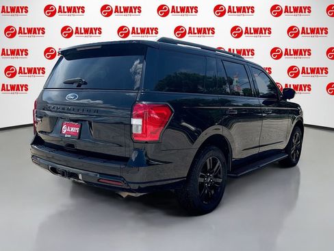 Used 2022 Ford Expedition XLT RWD image 5