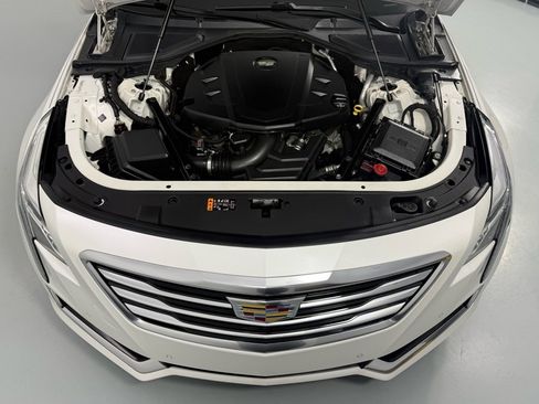Used 2018 Cadillac CT6 Luxury image 7