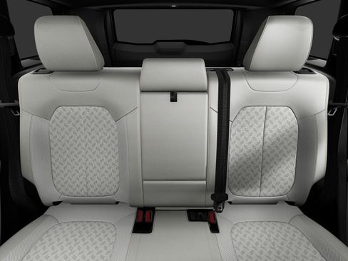 New 2026 Jeep Cherokee Overland image 3