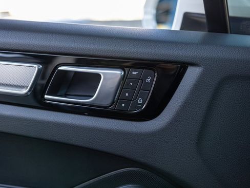 Certified 2023 Porsche Cayenne Platinum Edition w/ Premium Package Plus image 42