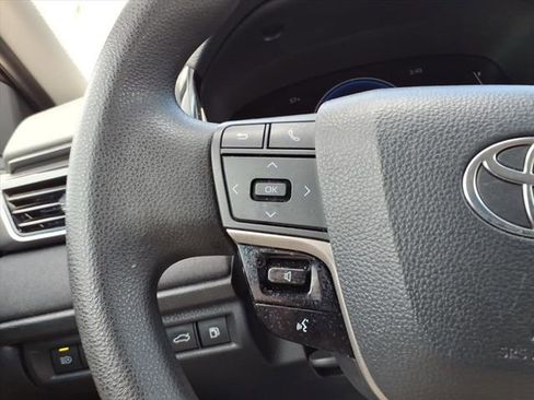 Certified 2025 Toyota Camry LE image 19