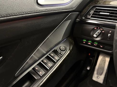 Used 2017 BMW M6 Convertible RWD image 21