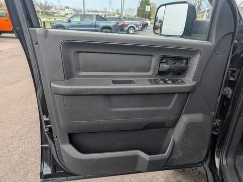 Used 2011 RAM 2500 ST w/ Protection Group AWD/4WD image 7