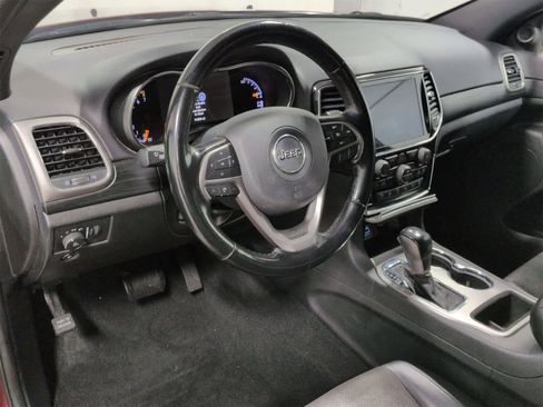 Certified 2021 Jeep Grand Cherokee Laredo X image 10