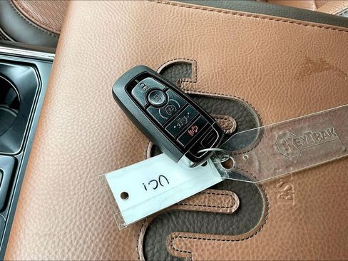 Used 2025 Ford F150 King Ranch w/ FX4 Off-Road Package image 36