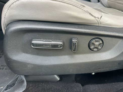 Used 2017 Honda CR-V EX-L image 13