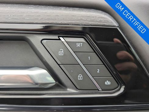 Certified 2025 GMC Yukon AT4 Ultimate w/ LPO, Floor Liner Package image 9