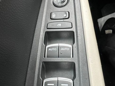 Used 2023 Honda Accord LX image 17