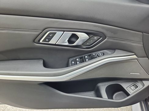 Used 2023 BMW M3 Competition RWD image 26