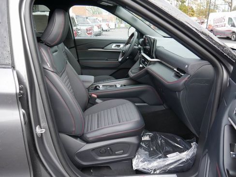 New 2026 Ford Explorer ST-Line w/ ST-Line Street Pack image 26