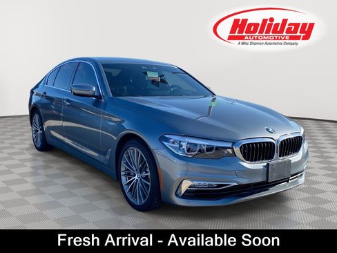 Used 2018 BMW 530i xDrive image 1