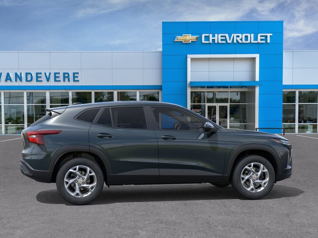 New 2026 Chevrolet Trax LS w/ LS Convenience Package FWD image 7