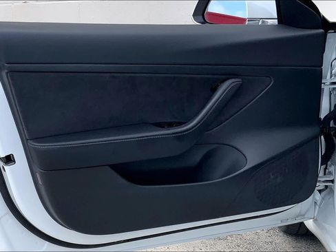 Used 2020 Tesla Model 3 Standard Range Plus RWD image 27
