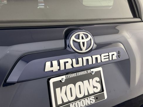 Used 2024 Toyota 4Runner SR5 Premium image 27